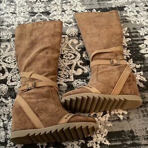 Stylish Brown Wedge Boots